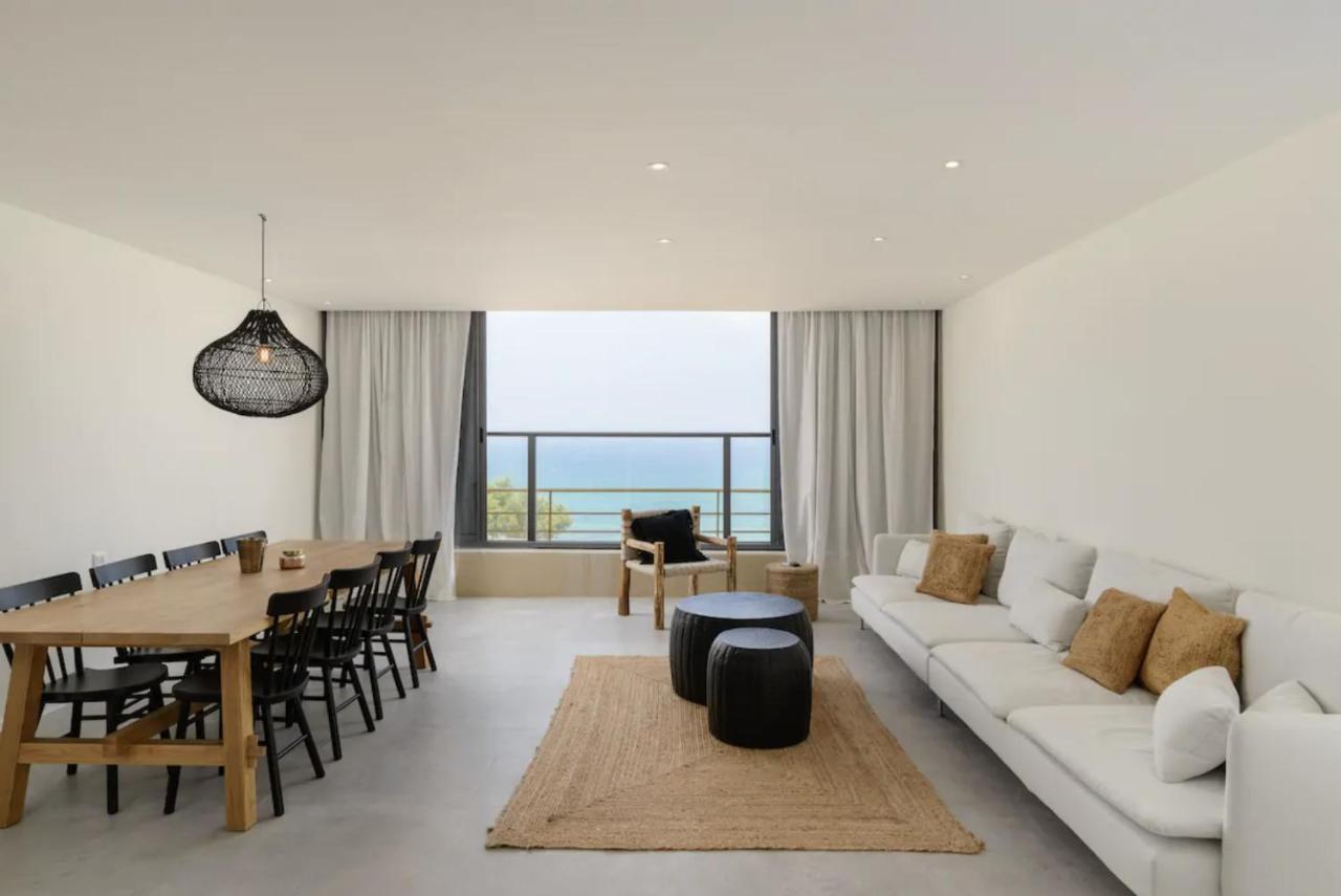Stylish & Spacious 3 Bedroom Apartment By The Sea Netanya Exterior foto